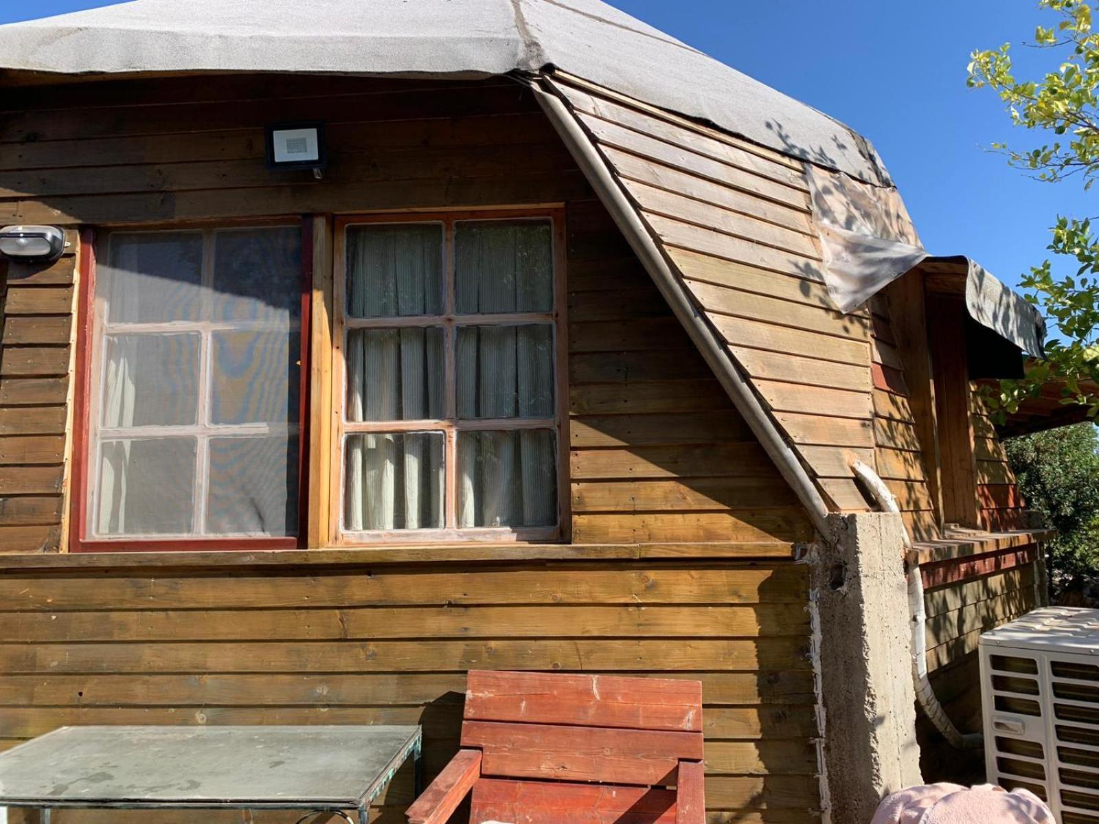 בקתת עץ בחורש במנות - דום גיאודזי - Wooden Cabin In Manot ภายนอก รูปภาพ